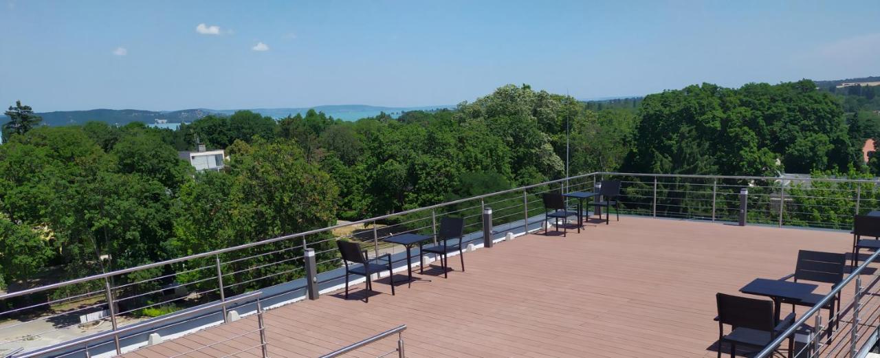 Aparthotel Pauzo Balaton Balatonföldvár Exterior foto