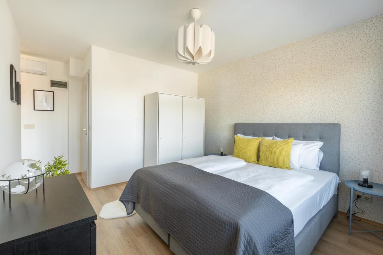 Aparthotel Pauzo Balaton Balatonföldvár Exterior foto