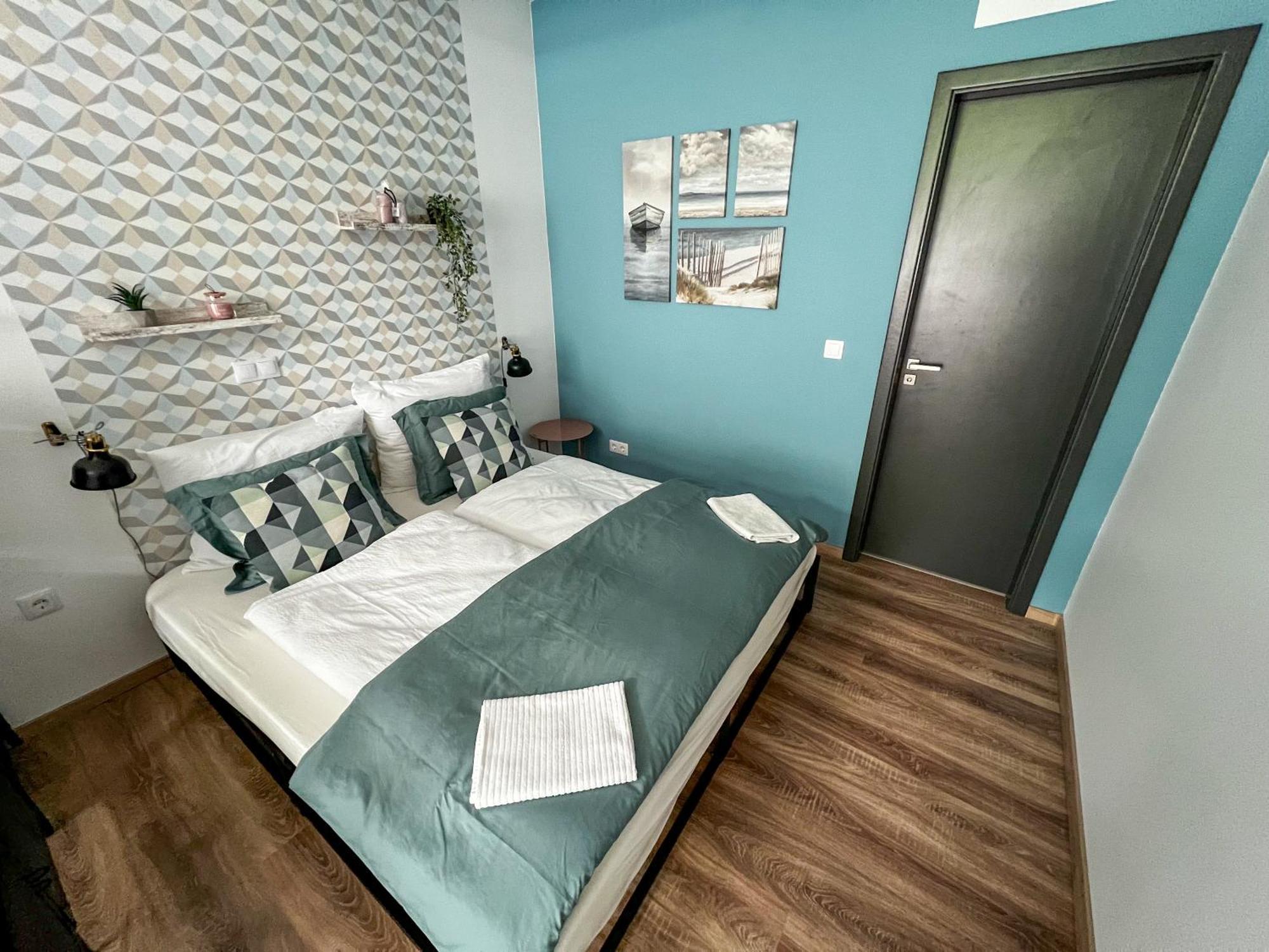 Aparthotel Pauzo Balaton Balatonföldvár Exterior foto