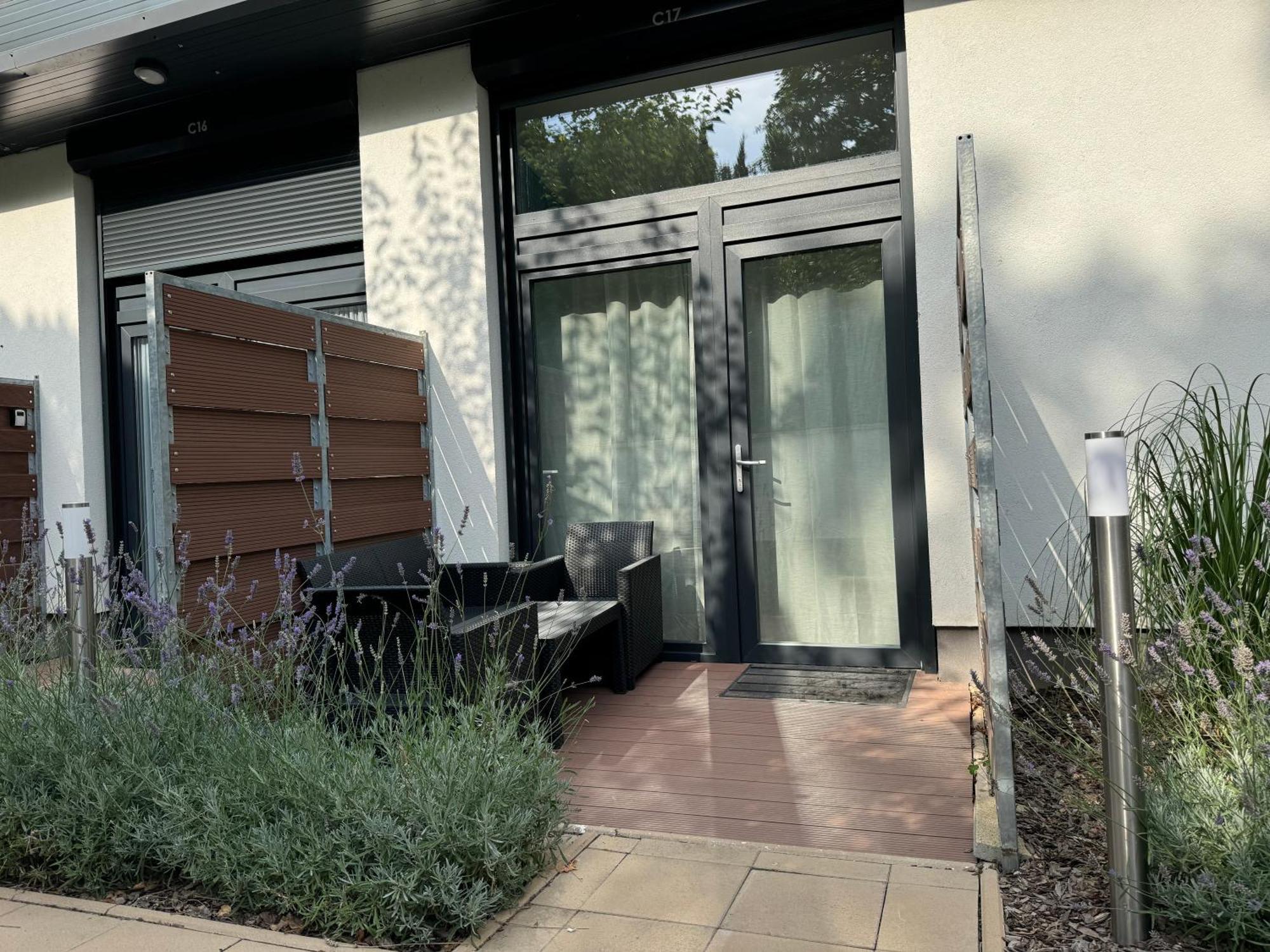 Aparthotel Pauzo Balaton Balatonföldvár Exterior foto